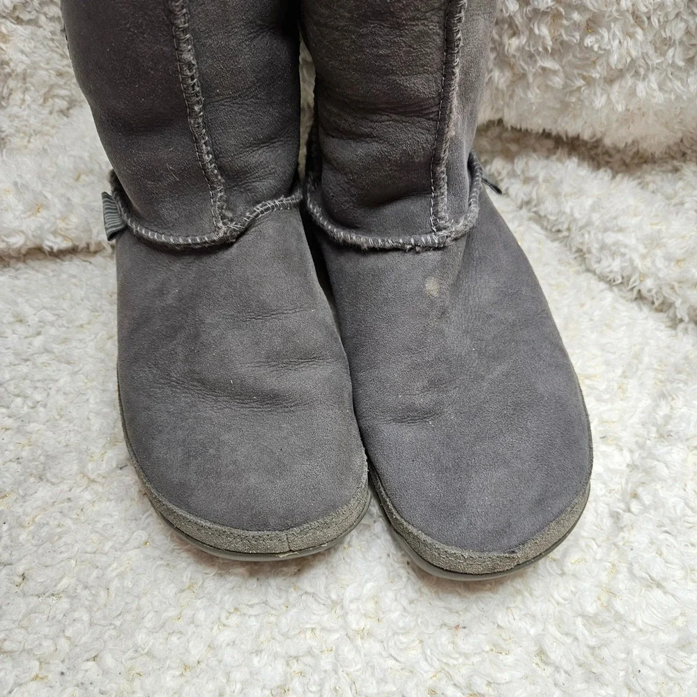 Fitflop Tall Mukluk Gray Suede Shearling Boots sz 8